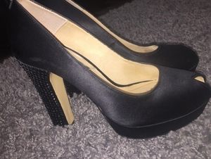 Micheal Kors Peep Toe heels